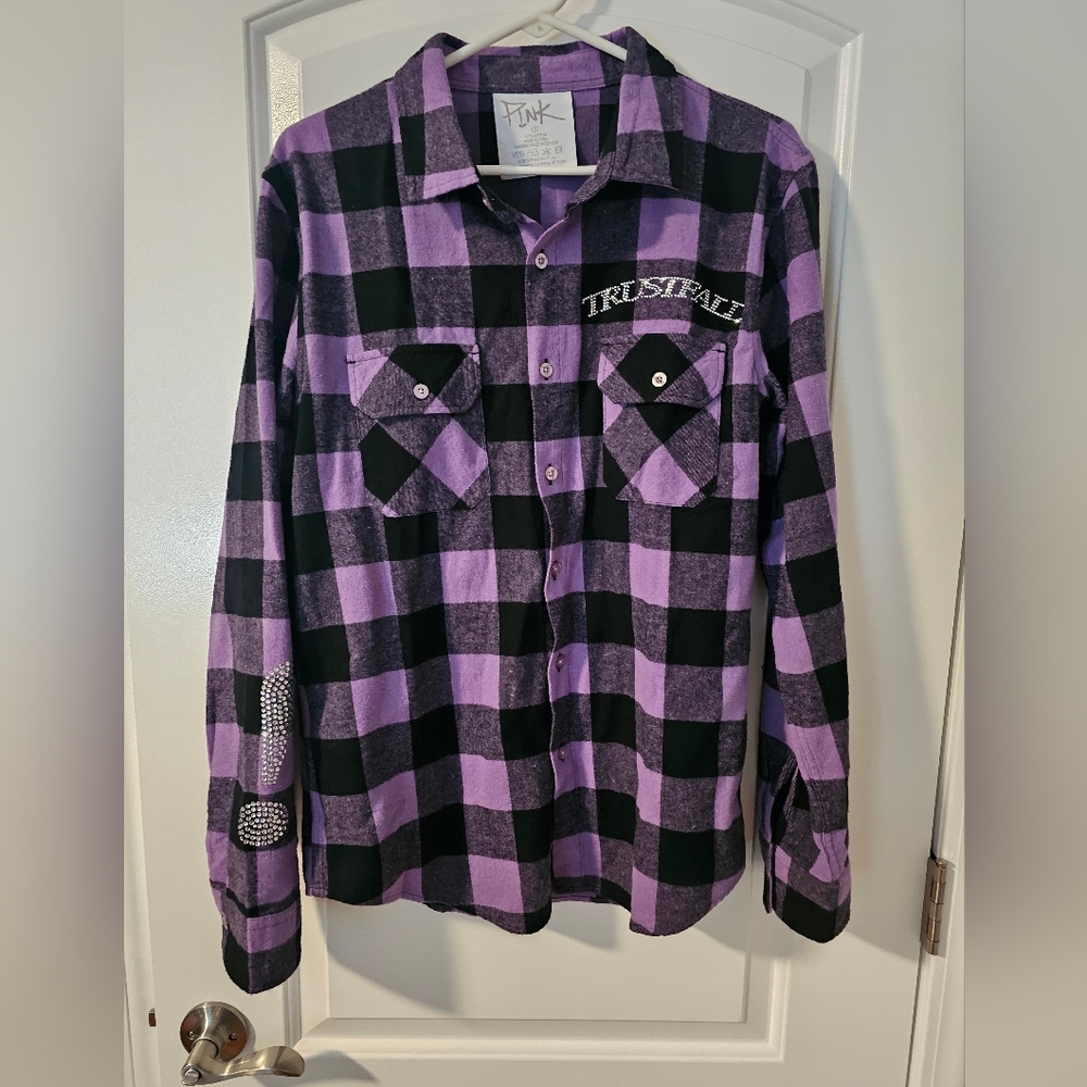 Purple and Black sz small Pink Trustfall flannel
